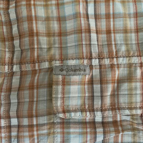 Columbia Sports Titanium Omni Dry Men's Button Down Shirt XXL Plaid Vent Cream - Picture 9 of 11